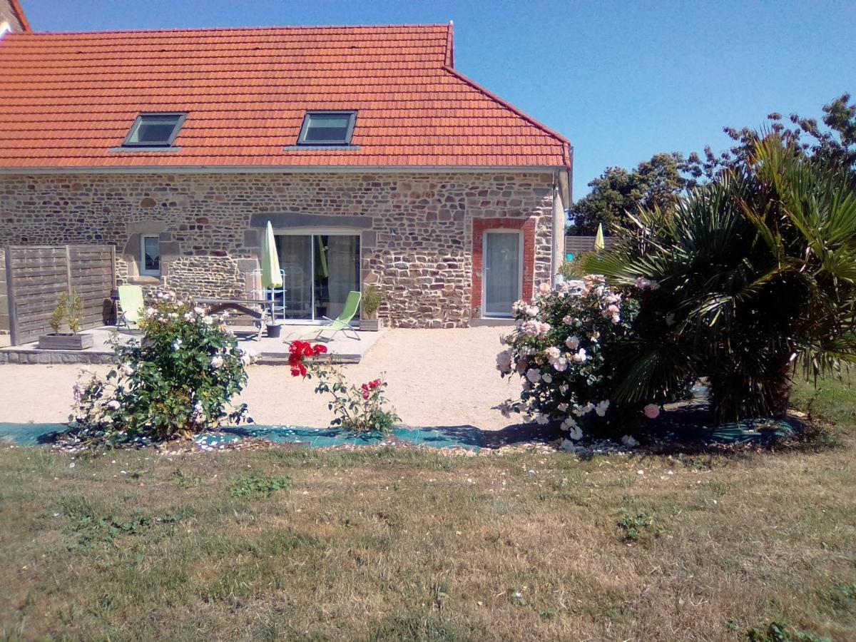 La Ferme d' Emerentine Bacilly Esterno foto
