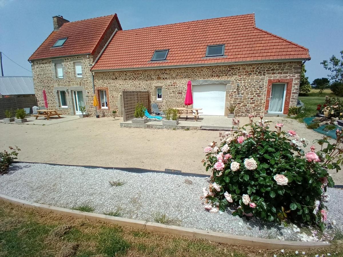 La Ferme d' Emerentine Bacilly Esterno foto